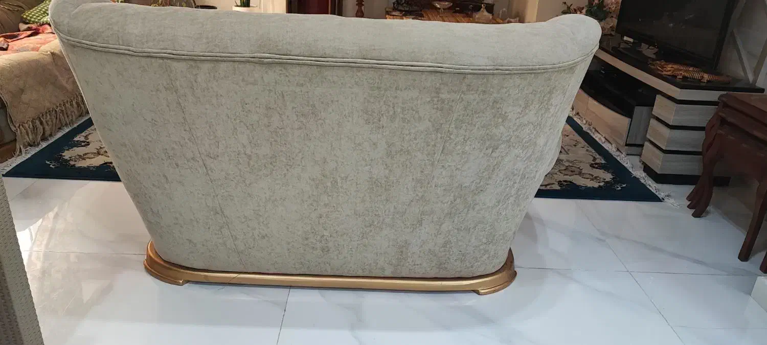 مبلمان راحتی آمریکایی ۷ نفره|مبلمان خانگی و میز عسلی|رودهن, |دیوار