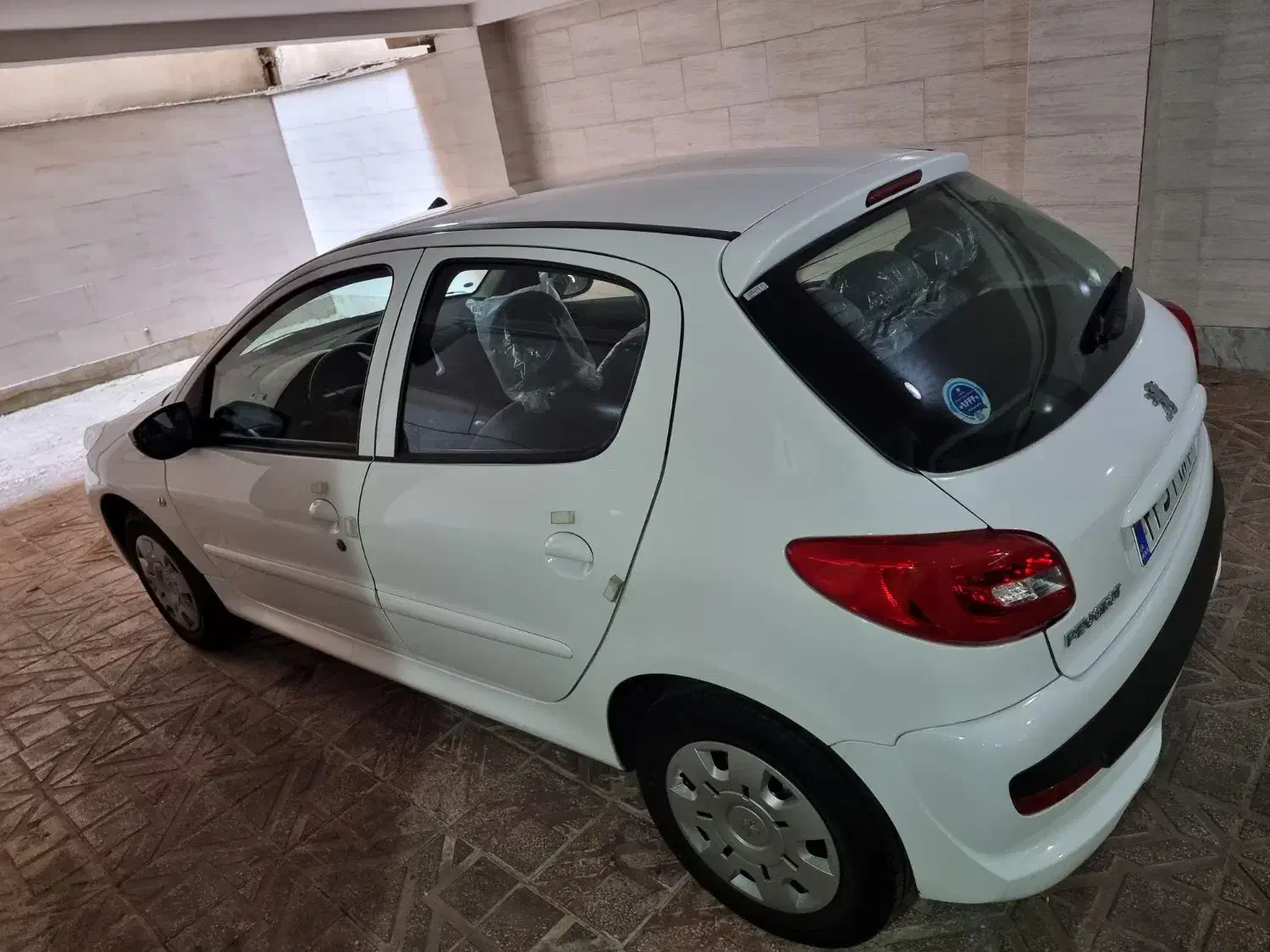 پژو 207i tu5|خودرو سواری و وانت|کرج, باغ سیب|دیوار