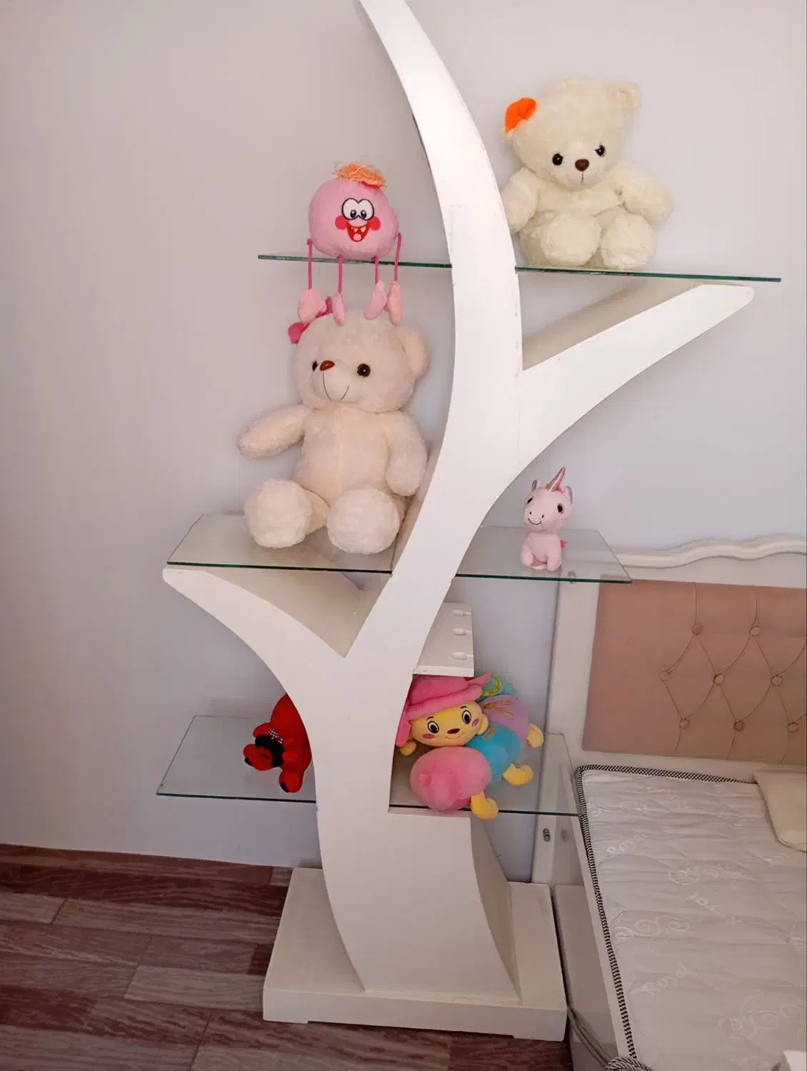 میز عسلی و ویترین چوبی|مبلمان خانگی و میز عسلی|محمدیه-قزوین, |دیوار