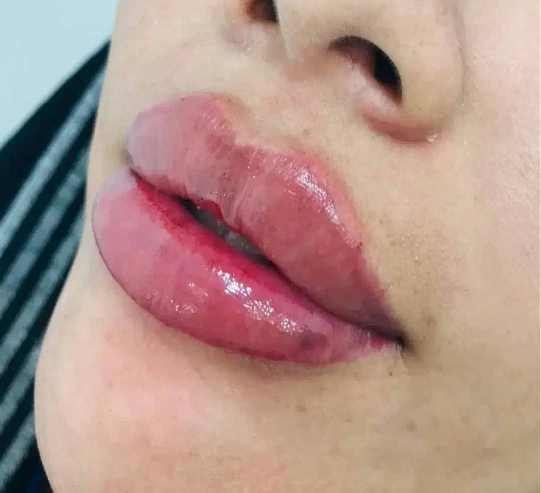 لاین. میکرو بلدینگ ابرو. هاشور. قاب سایه.|خدمات آرایشگری و زیبایی|بم, |دیوار