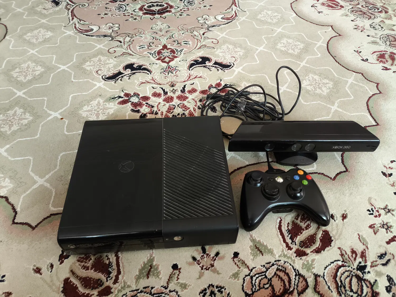 Xbox 360 Super Slim|کنسول، بازی ویدئویی و آنلاین|اقلید, |دیوار