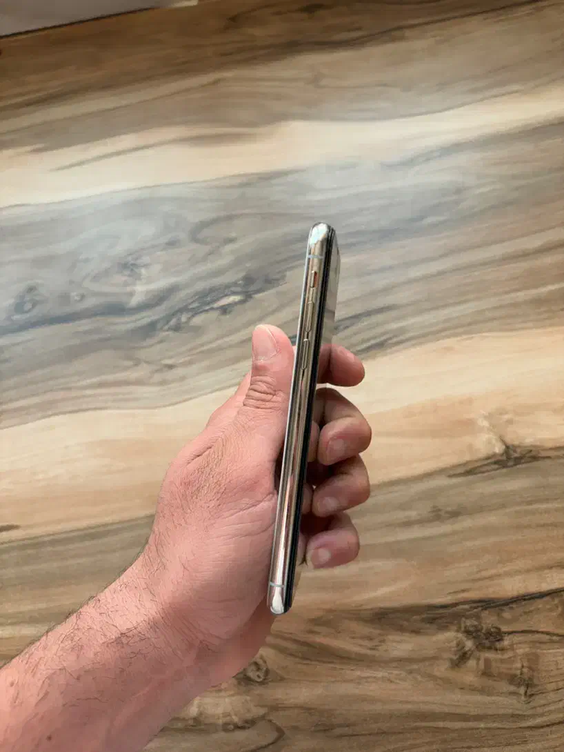 Iphone x 256 gig la|موبایل|تهران, فلسطین (میدان انقلاب)|دیوار