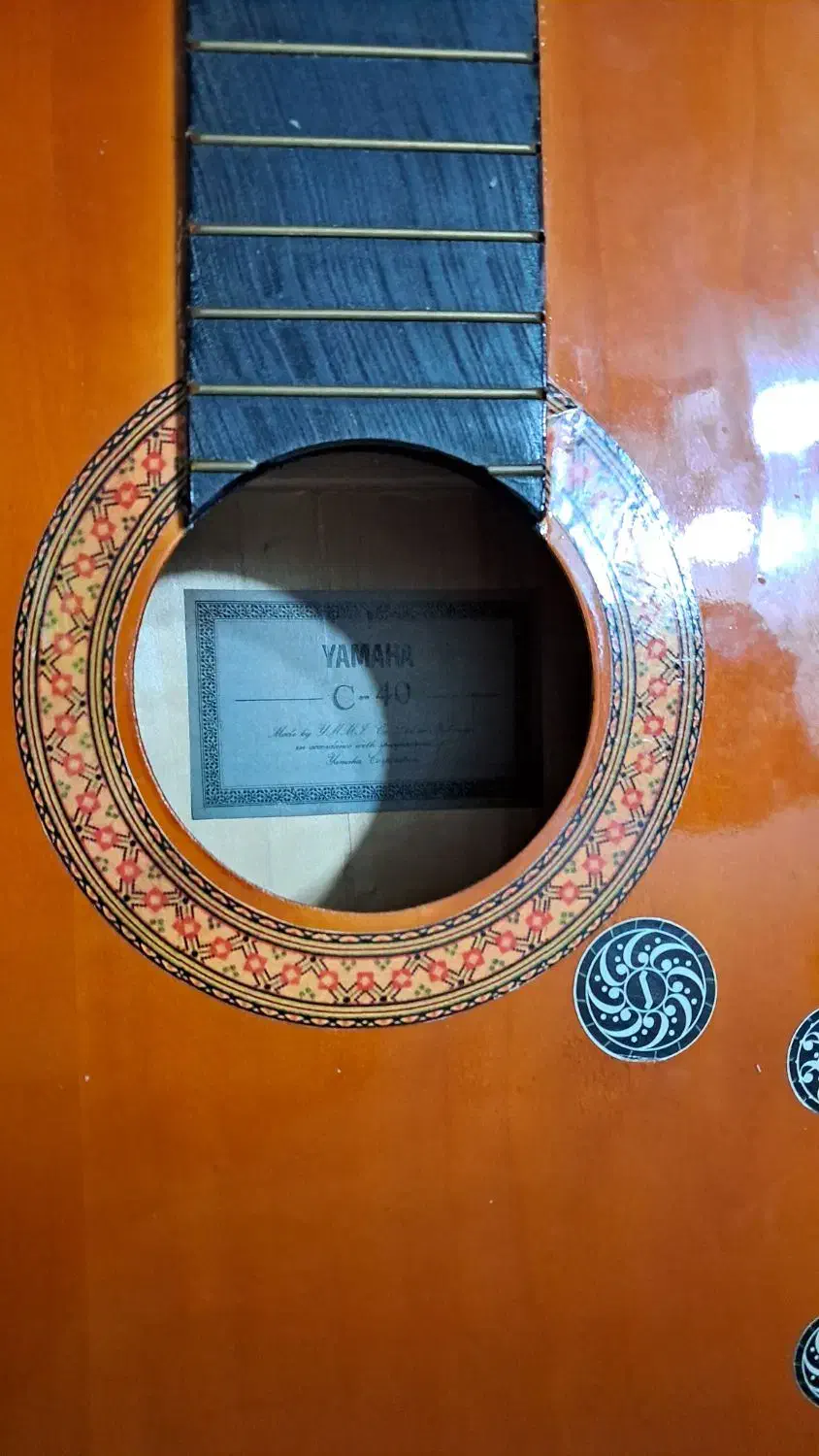 گیتار یاماها c40|گیتار، بیس، امپلیفایر|رشت, کوی بیانی|دیوار
