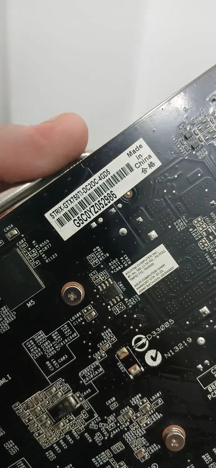 گرافیک ۴ گیگ نو نو|قطعات و لوازم جانبی رایانه|قم, زنبیل آباد|دیوار