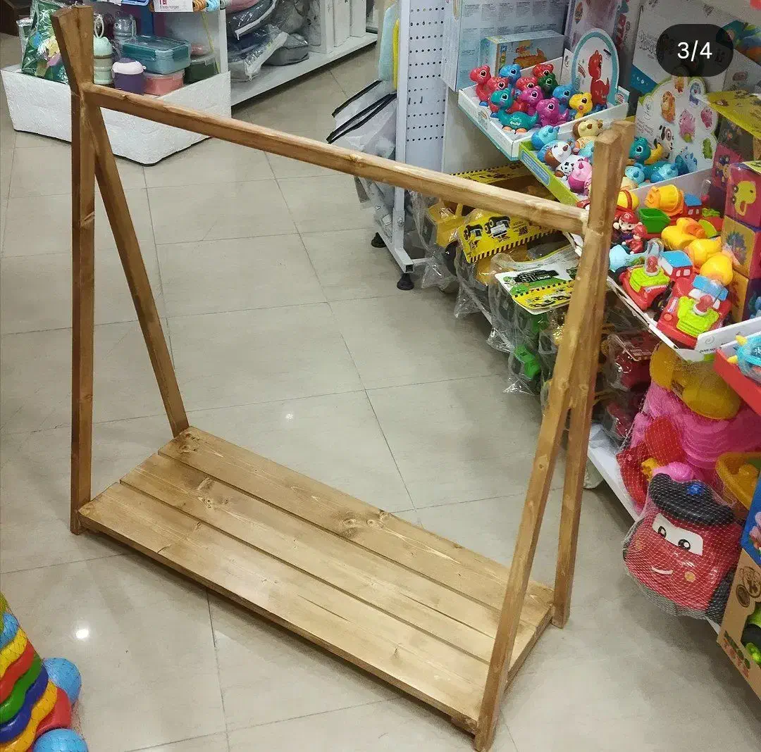 رگال چوبی لباس|اسباب و اثاث بچه|اصفهان, شیخ اشراق|دیوار