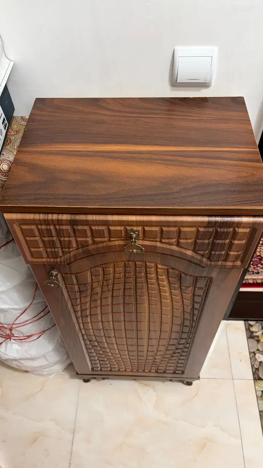 جاکفشی|جاکفشی، کمد، دراور|تبریز, |دیوار