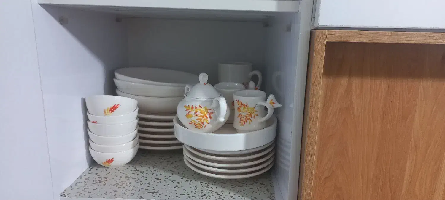 سرویس سرامیکی|ظروف سرو و پذیرایی|ری, صالح‌آباد شرقی|دیوار