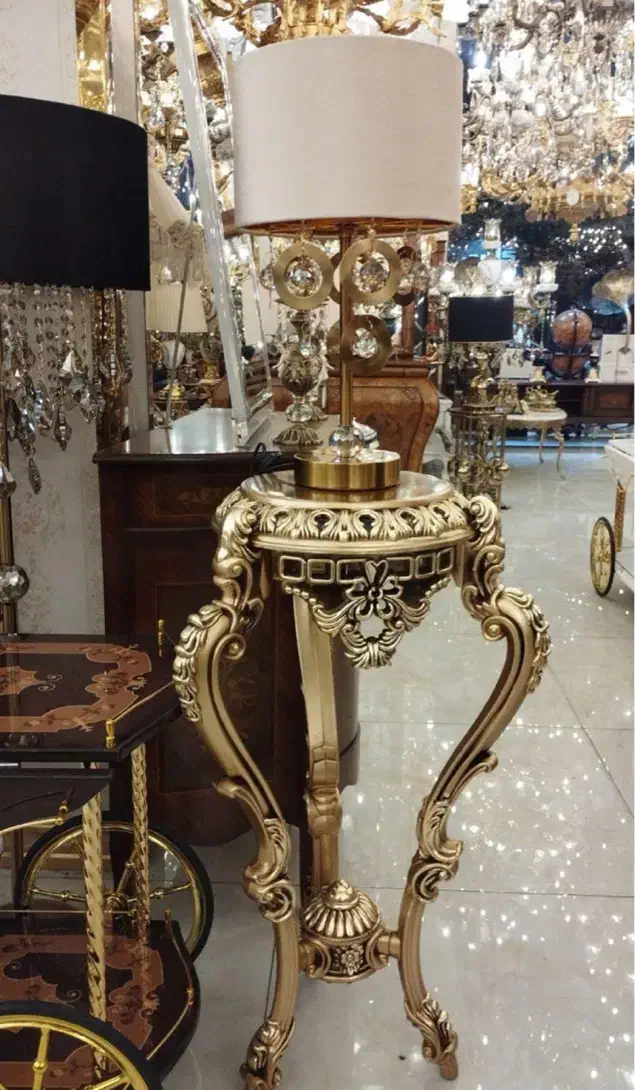 کنار سالنی و میز تلفن (مبل)|مبلمان خانگی و میز عسلی|تهران, یافتآباد|دیوار