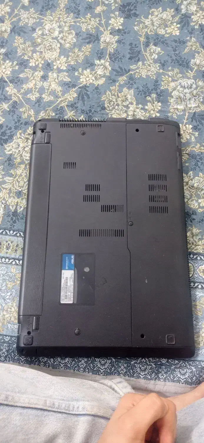 فروش لپ تاب ترو تمیز زیاد باش کار نکردم|رایانه همراه|اصفهان, کوی گلزار|دیوار