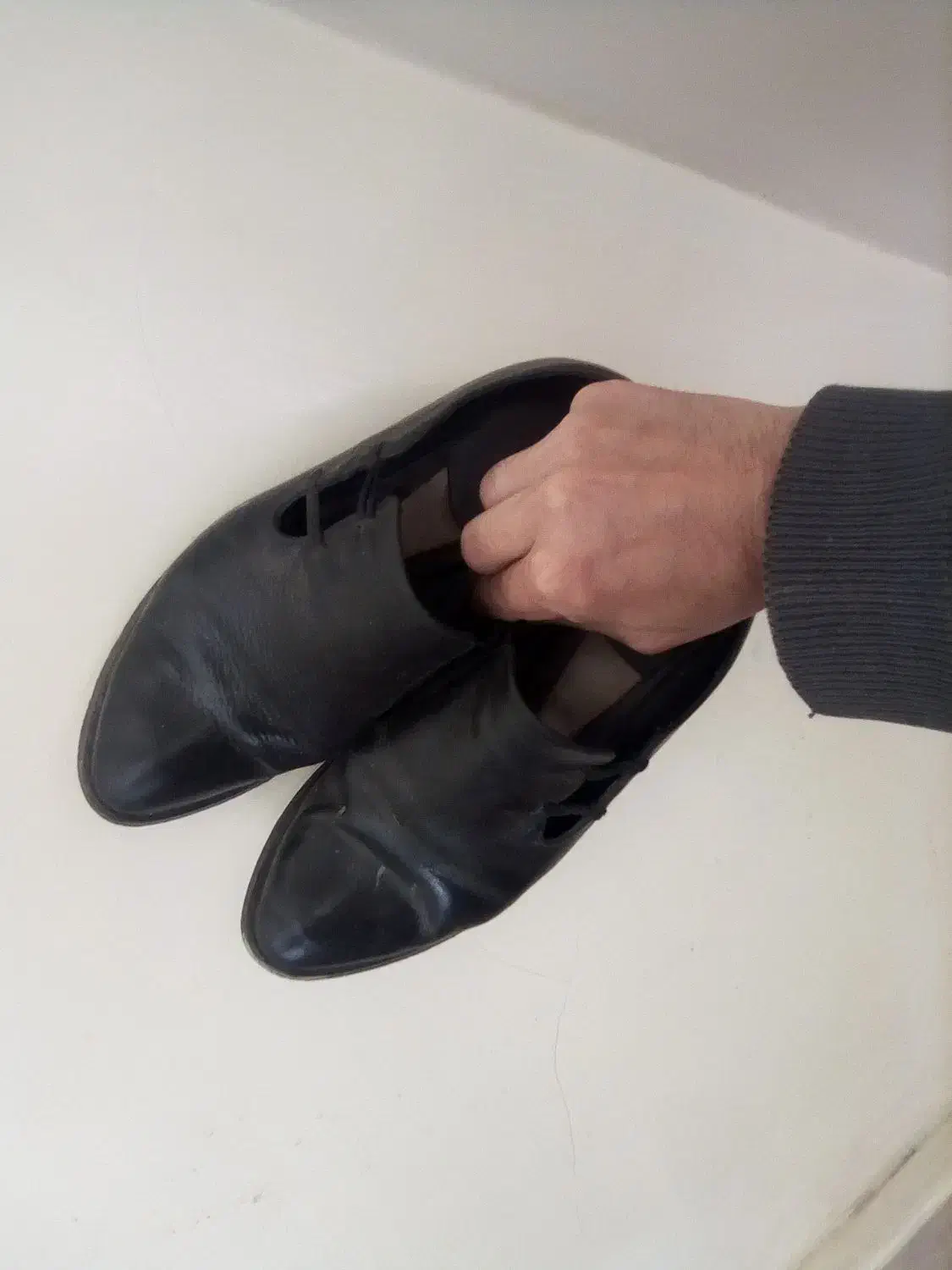 کفش زنانه دو عدد جنس چرم سالم معاوضه|کیف، کفش، کمربند|ملکآباد, |دیوار