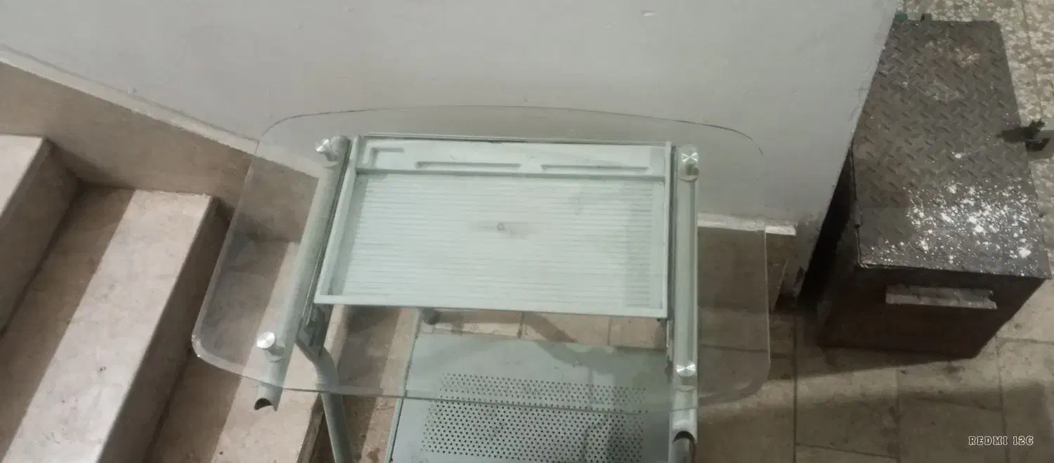 میز تحریر سالم فلزی|میز تحریر و کامپیوتر|مشهد, نوید|دیوار