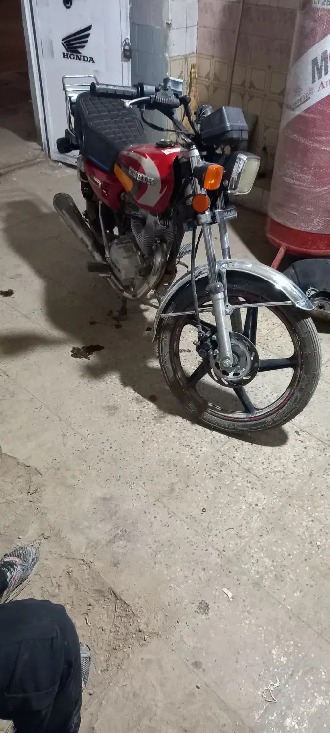 هندا۲۰۰|موتورسیکلت|قزوین, |دیوار