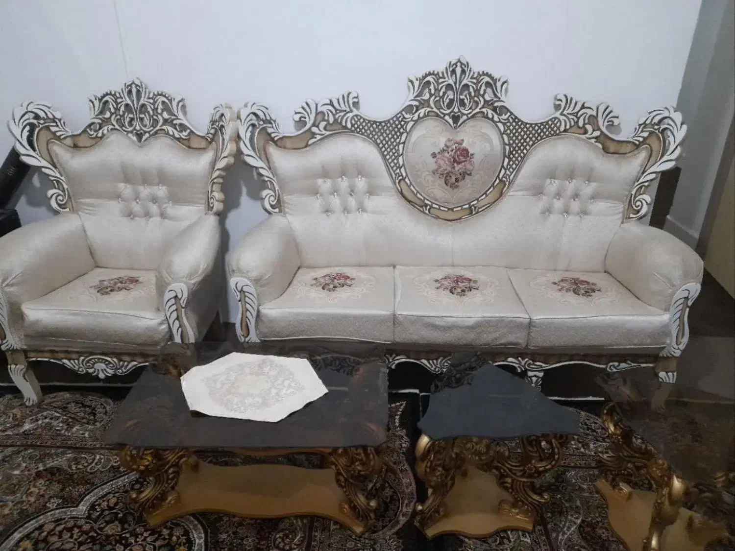 مبلمان ومیز وعسلی|مبلمان خانگی و میز عسلی|سنندج, |دیوار