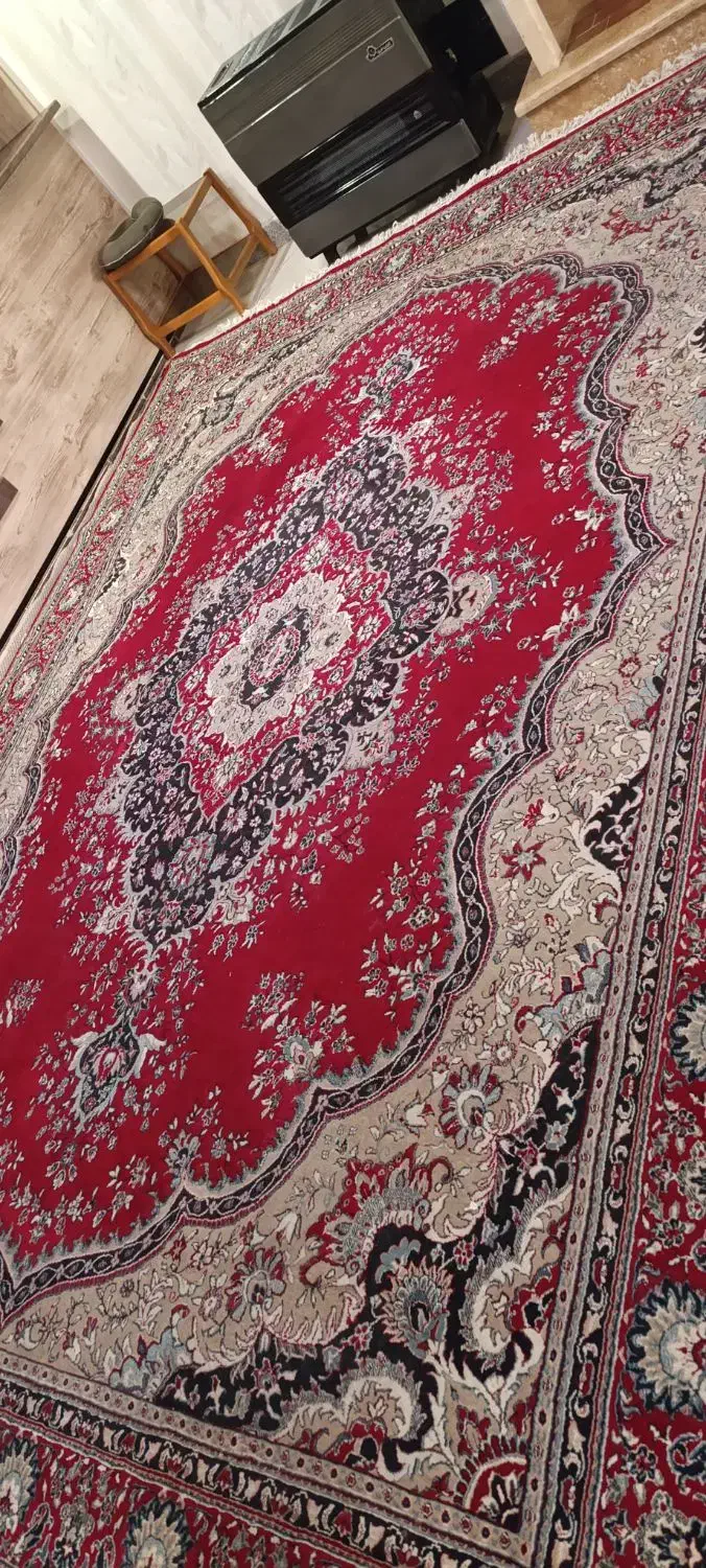 قالی یا فرش 12 متری کاشان لاکی در حد نو|فرش|شیراز, شهرک ایثار|دیوار
