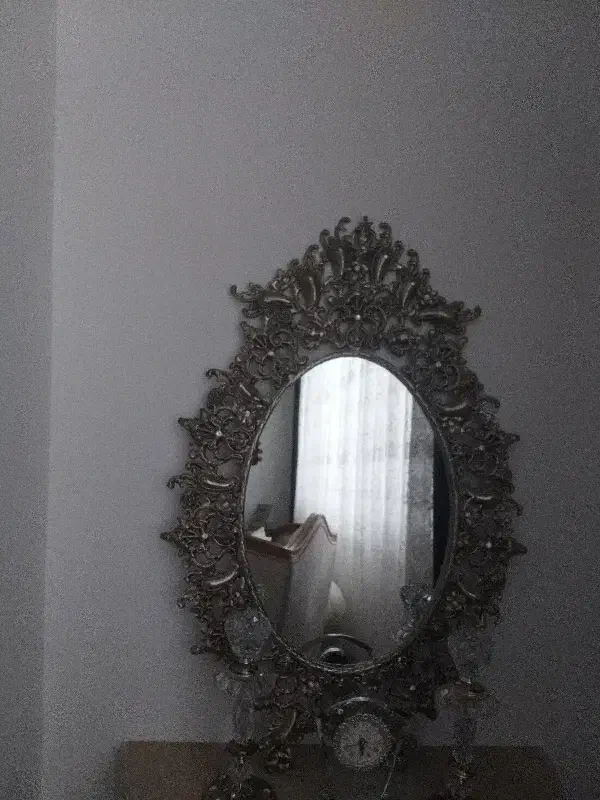 آینه|آینه|تاکستان, |دیوار