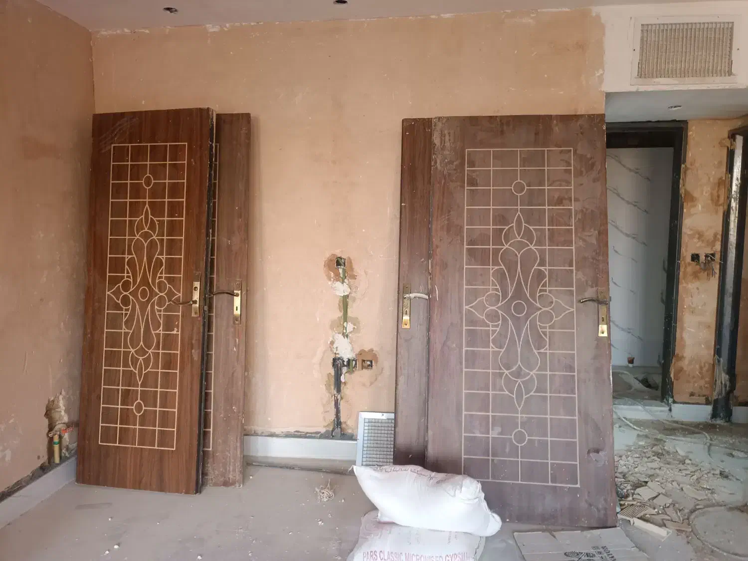 ۴عدد درب سالم سالم|مصالح و تجهیزات ساختمان|سبزوار, جهاد کشاورزی|دیوار