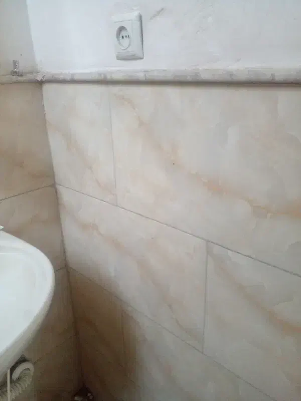 کاشی کاری.تاسیسات.رنگ کاری لکه گیری.رفع نم ساختمان|خدمات پیشه و مهارت|قم, پردیسان|دیوار