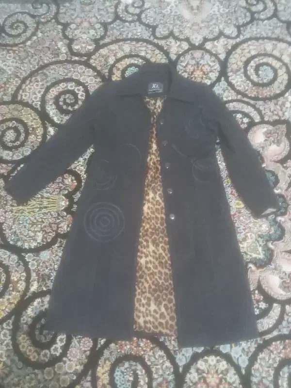 پالتوزنانه|لباس|اردبیل, |دیوار