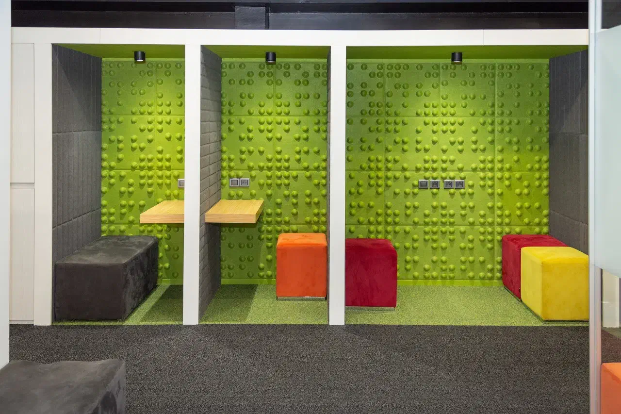 فضای کار اشتراکی عرش|اجارهٔ کوتاه‌مدت دفتر کار و فضای آموزشی|تهران, دانشگاه شریف|دیوار