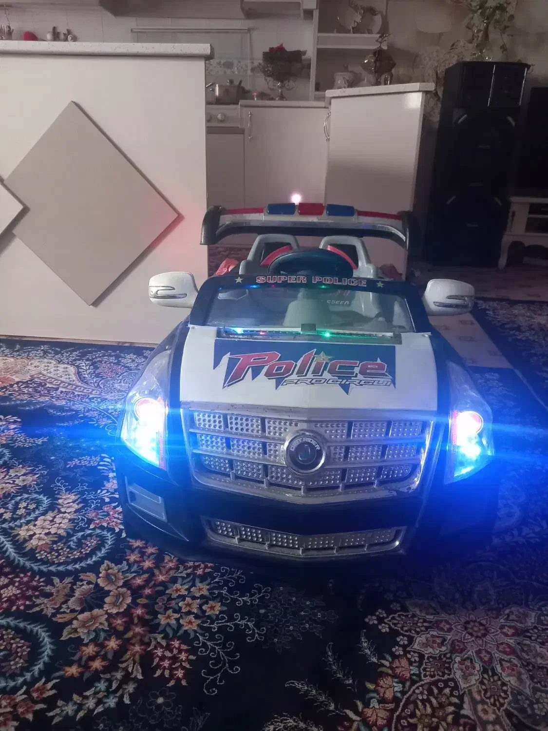 ماشین شارژی|اسباب‌‌بازی|کرج, شهرک سهرابیه|دیوار