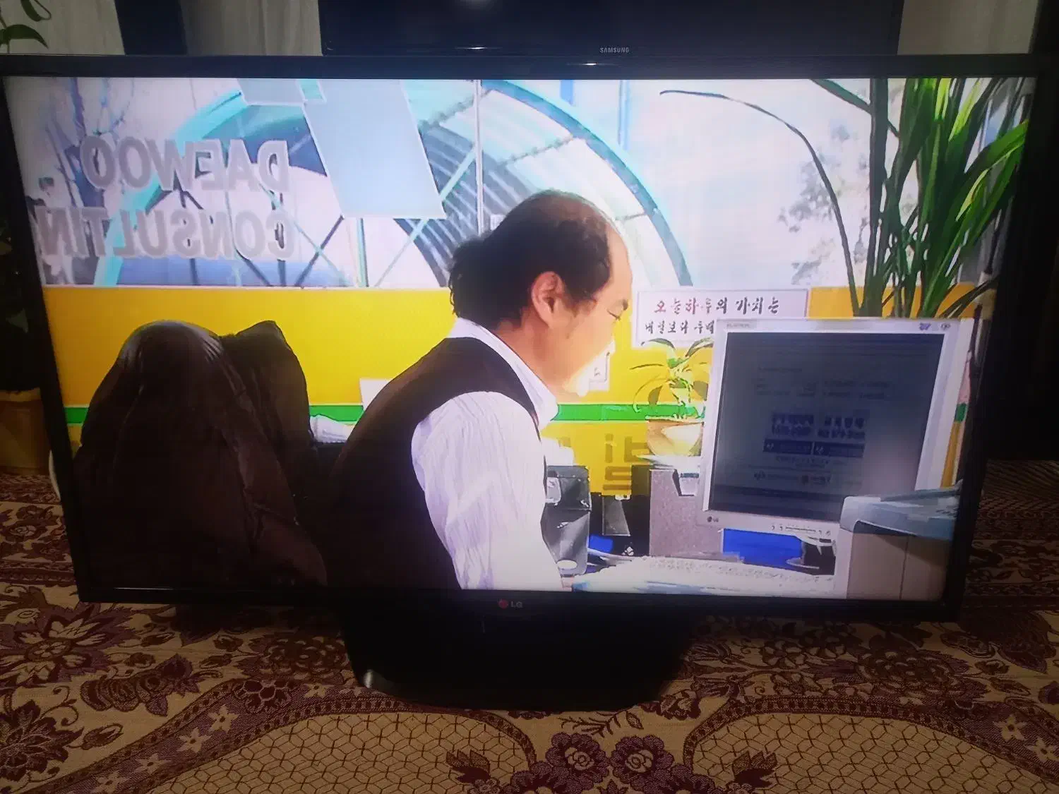 تلوزیون LED 42 LG اصل کره|تلویزیون و پروژکتور|جعفرآباد, |دیوار