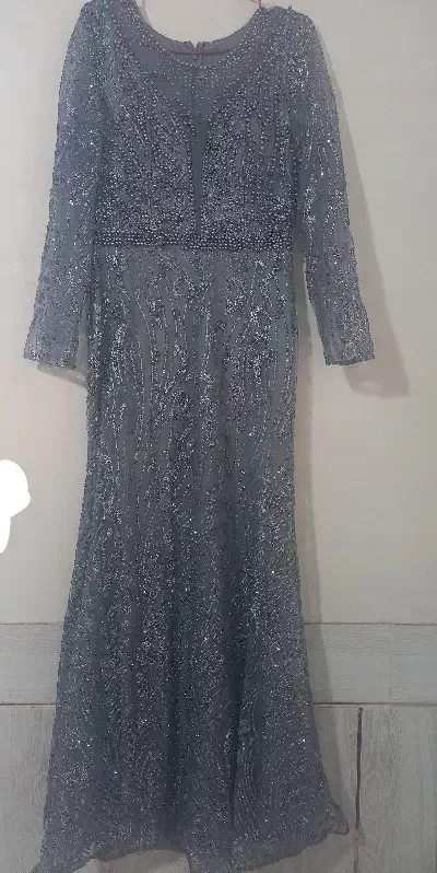 لباس مجلسی|لباس|مرودشت, ژیان|دیوار
