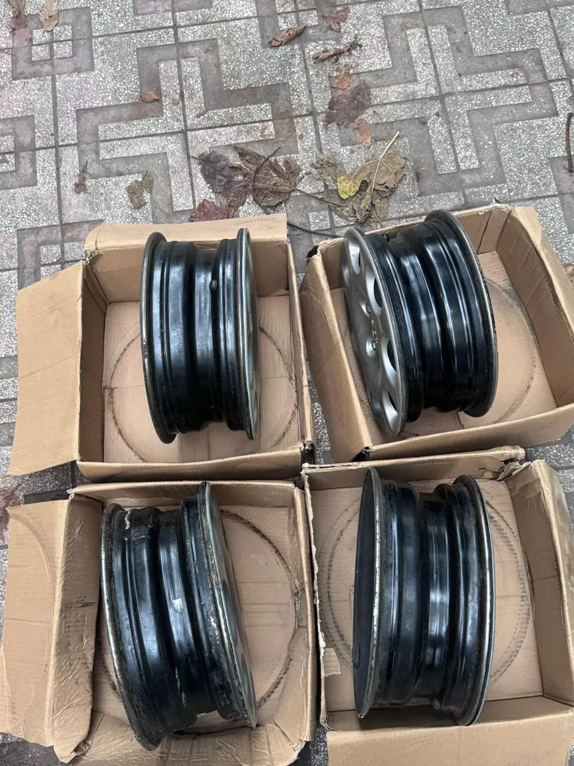 ۴ عدد رینگ ۲۰۶ فابریک  سایز ۱۴|قطعات یدکی و لوازم جانبی|رشت, کاکتوس|دیوار