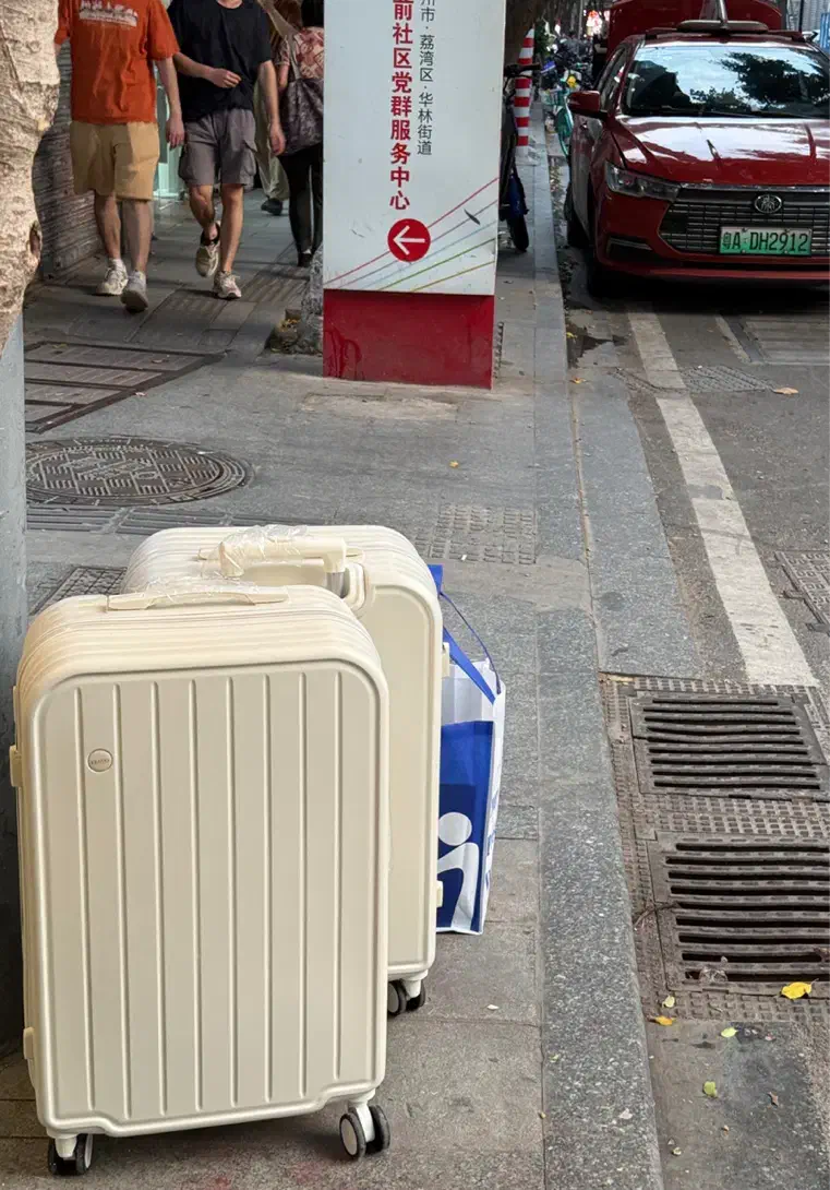 چمدان مسافرتی سایز ۲۶ اینچ|کیف، کفش، کمربند|کرج, آق تپه|دیوار