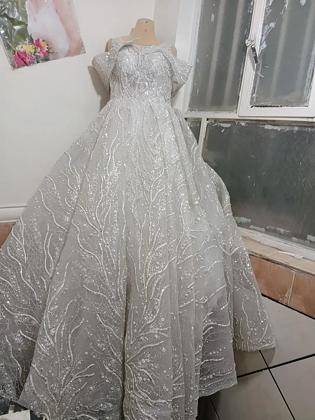 لباس عروس|لباس|اهواز, حصیرآباد|دیوار