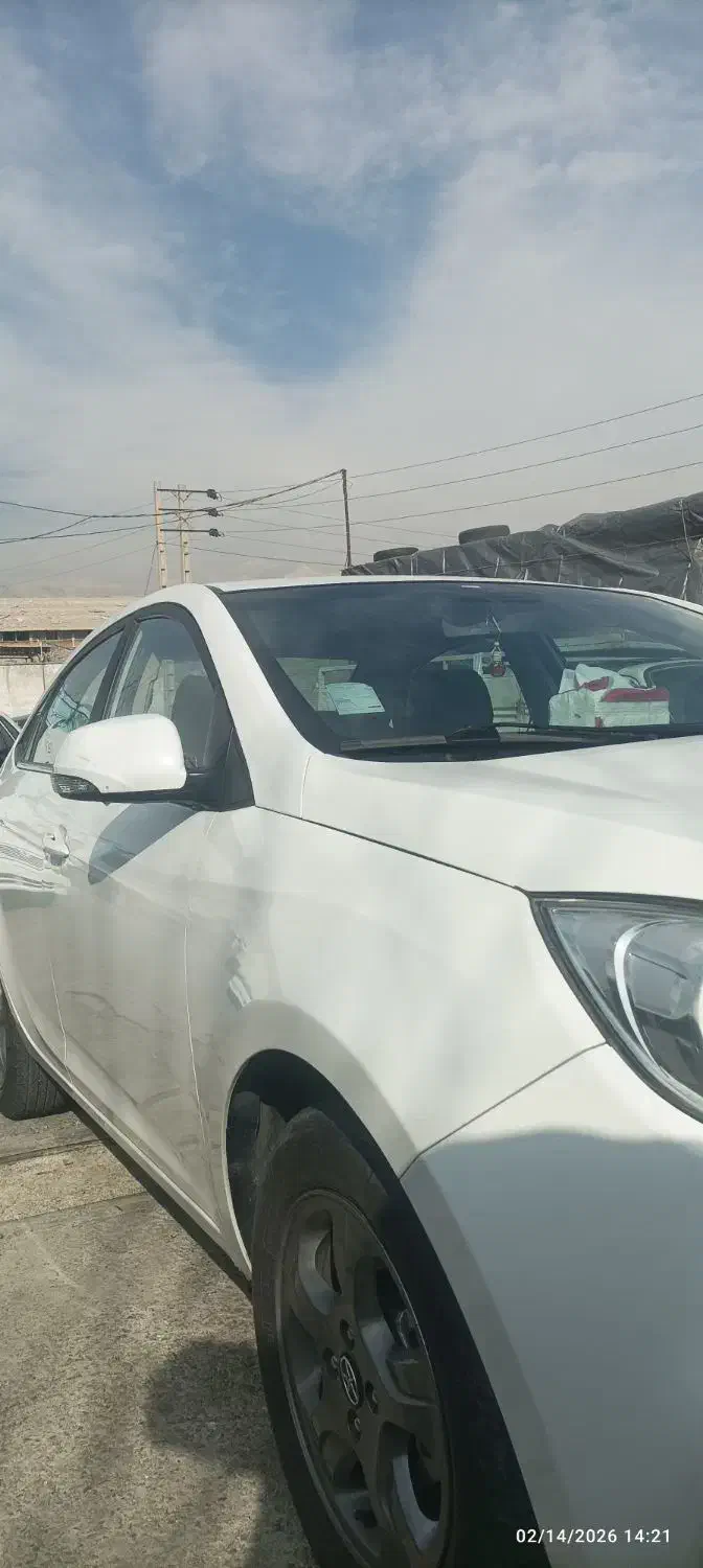 جک j4 کم کارکرد بدون رنگ مدل1402|خودرو سواری و وانت|تهران, کوی نصر مهرآباد|دیوار