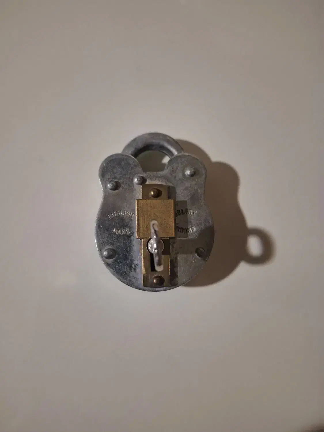 قفل عتیقه|کلکسیون اشیاء عتیقه|کرمانشاه, |دیوار