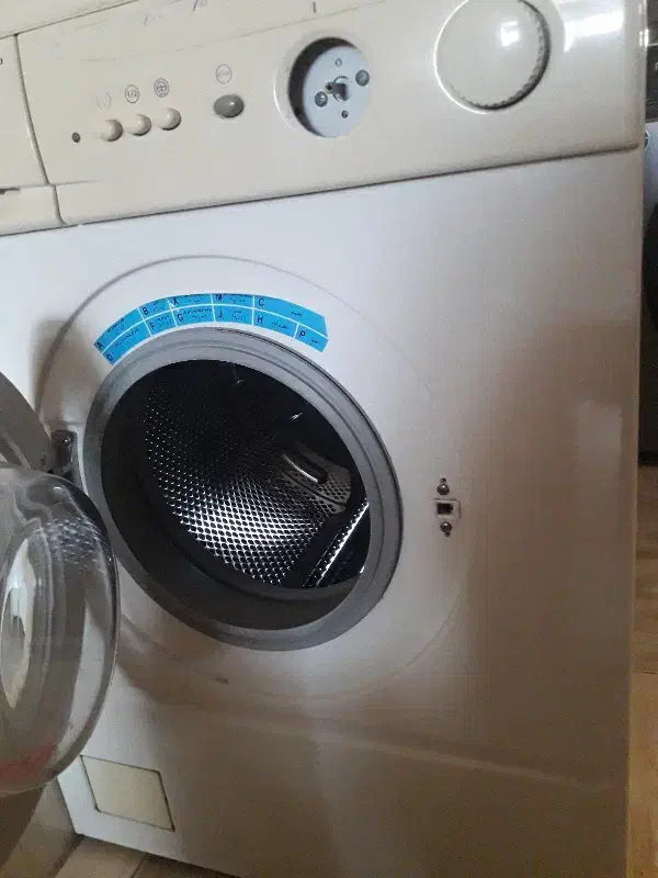 ماشین لباسشویی|ماشین لباسشویی و خشک‌کن لباس|جیرفت, |دیوار