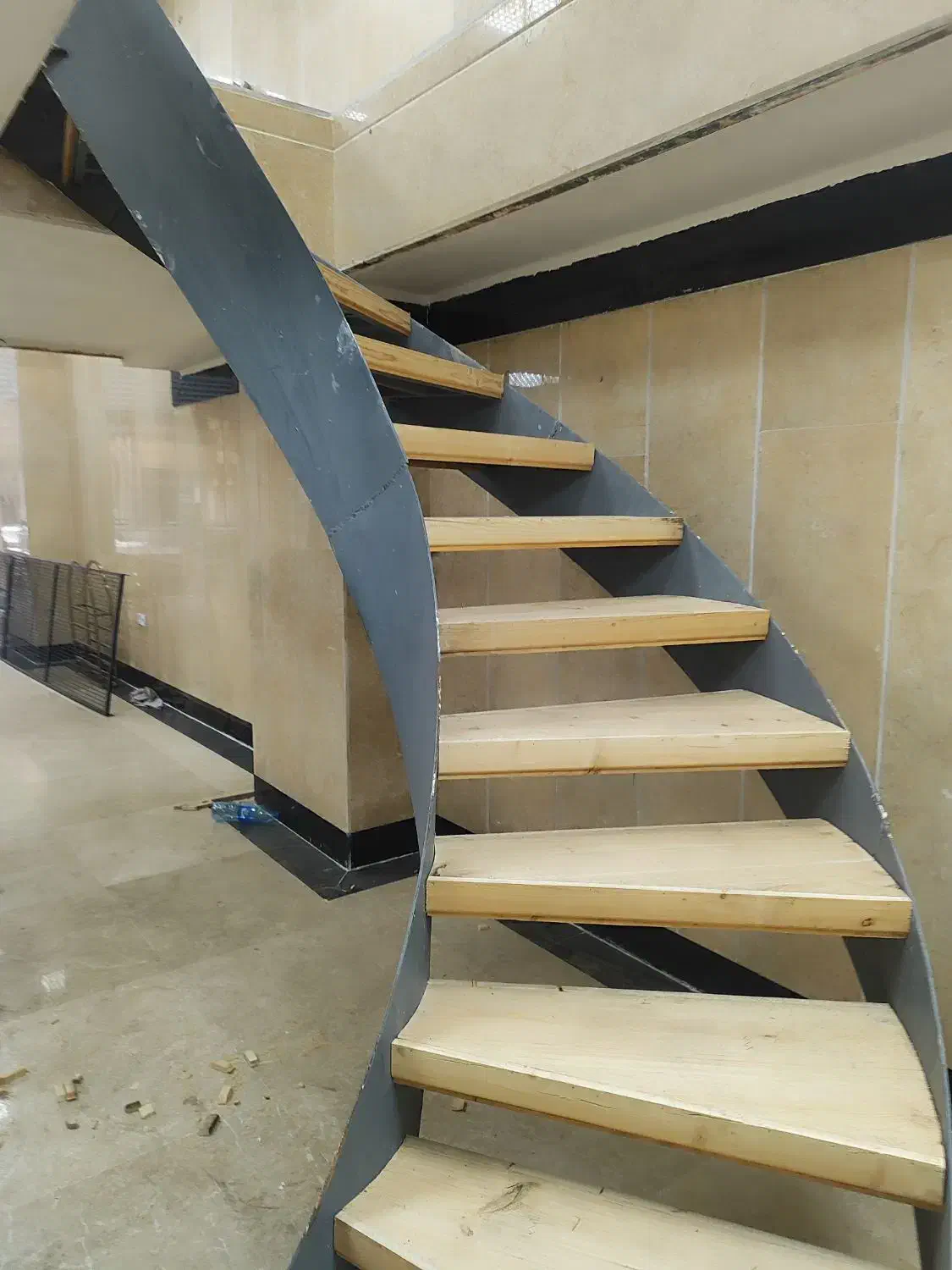 اجرای  پله گرد چوبی|خدمات پیشه و مهارت|تهران, سهروردی|دیوار