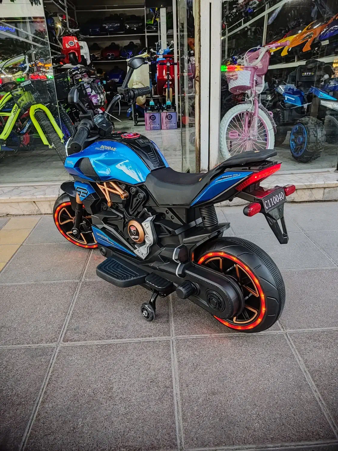 موتور شارژی دوکاتی رینگ لایت|اسباببازی بچه|مشهد, مصلی (کارمندان اول)|دیوار