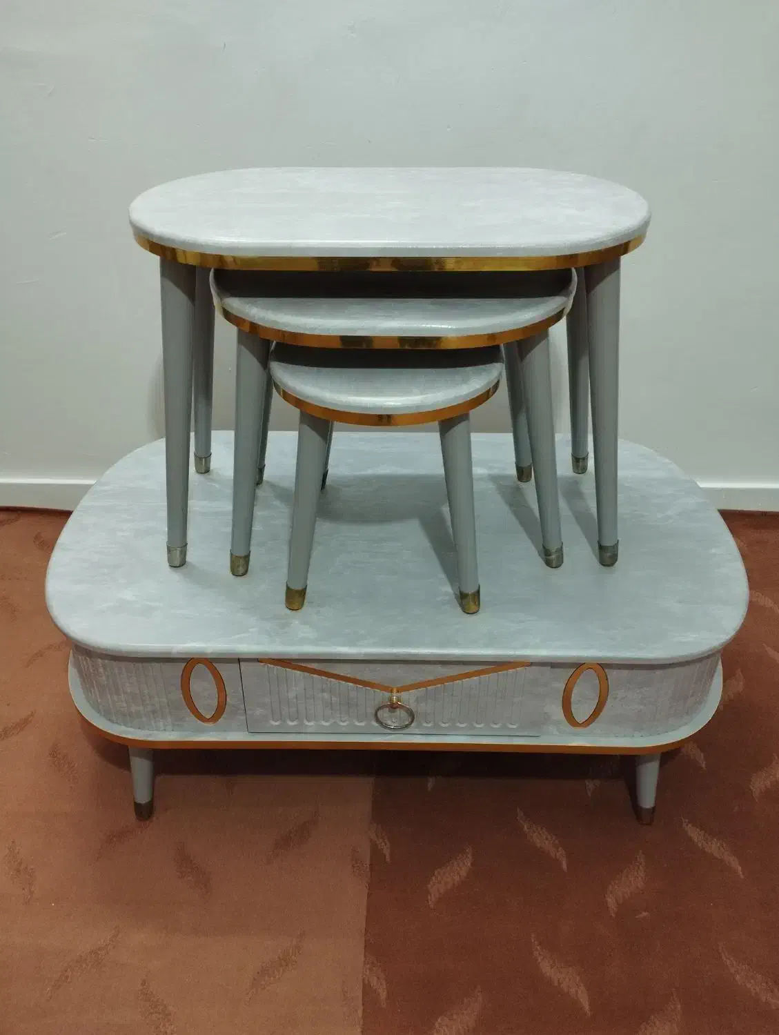 جلو مبلی و میز عسلی|مبلمان خانگی و میز عسلی|زنجان, |دیوار