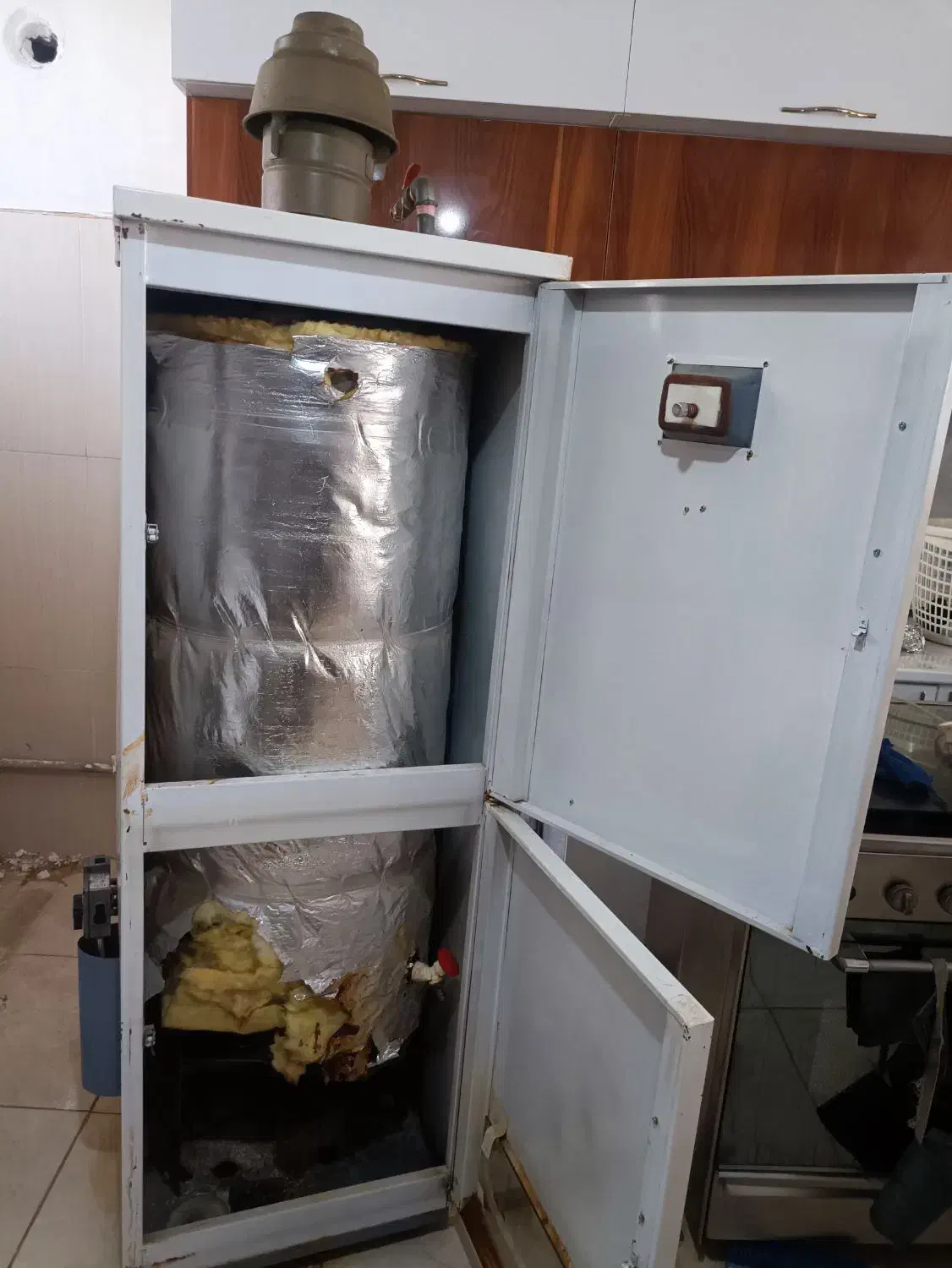 فروش آب گرمکن ایستاده یخچالی|آبگرمکن، پکیج، شوفاژ|مراغه, |دیوار