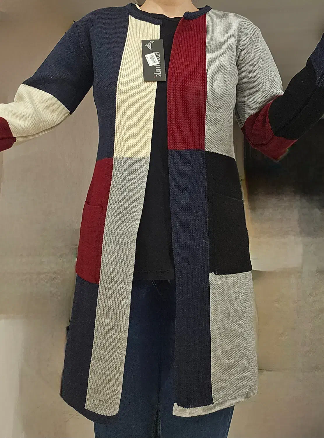 بافت کاردیگان (ژاکت مانتو) نو|لباس|کرج, باغستان|دیوار