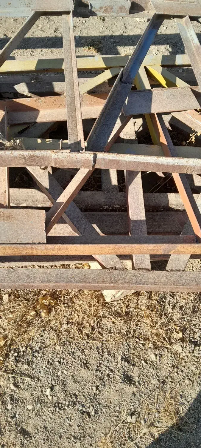 خرپا اخور باسکو ابگرمکن تریلی تانکر تیراهن اچ۲۴|عمده‌فروشی|فرمهین, |دیوار