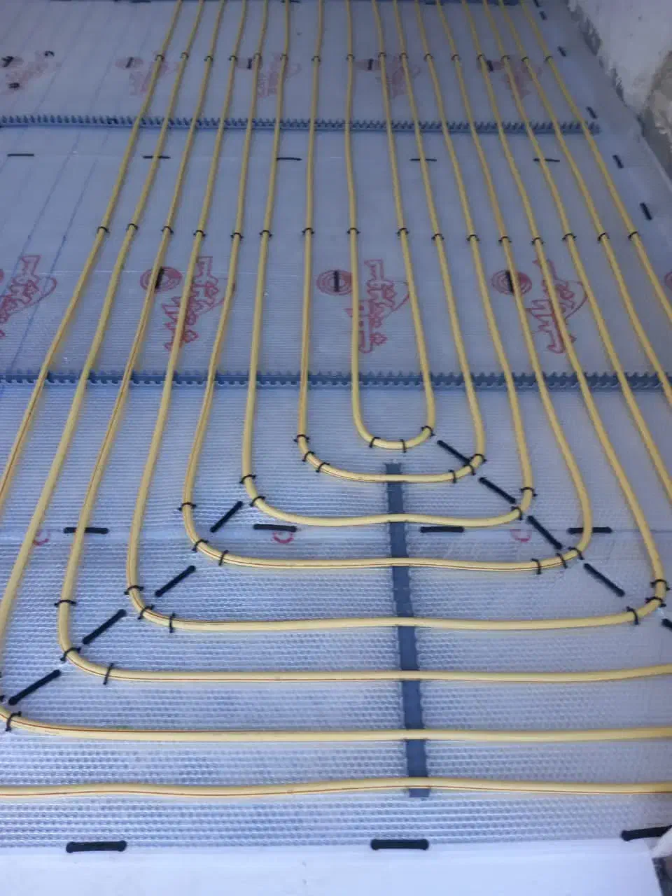 نیروی علاقه مند به یادگیری کار تاسیسات|استخدام معماری، عمران و ساختمانی|شاهرود, |دیوار