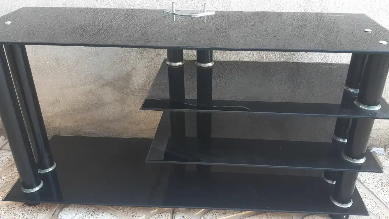 تلویزیون|میز تلویزیون|ایوان, |دیوار