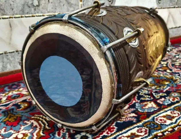 دهلک فروشی کاملا نو ، تعمیر دهلک هم پذیرفته میشود|درام و پرکاشن|سیب و سوران, |دیوار