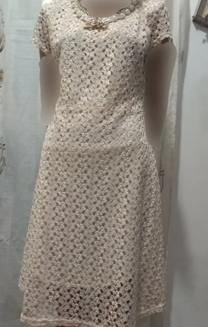 لباس مجلسی|لباس|طبس, |دیوار