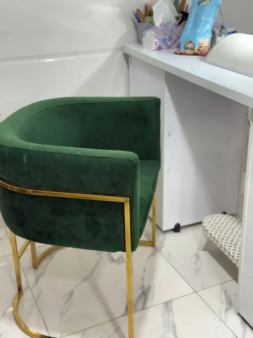 تجهیزات آرایشگاهی در حد نو|آرایشگاه و سالنهای زیبایی|آبپخش, |دیوار