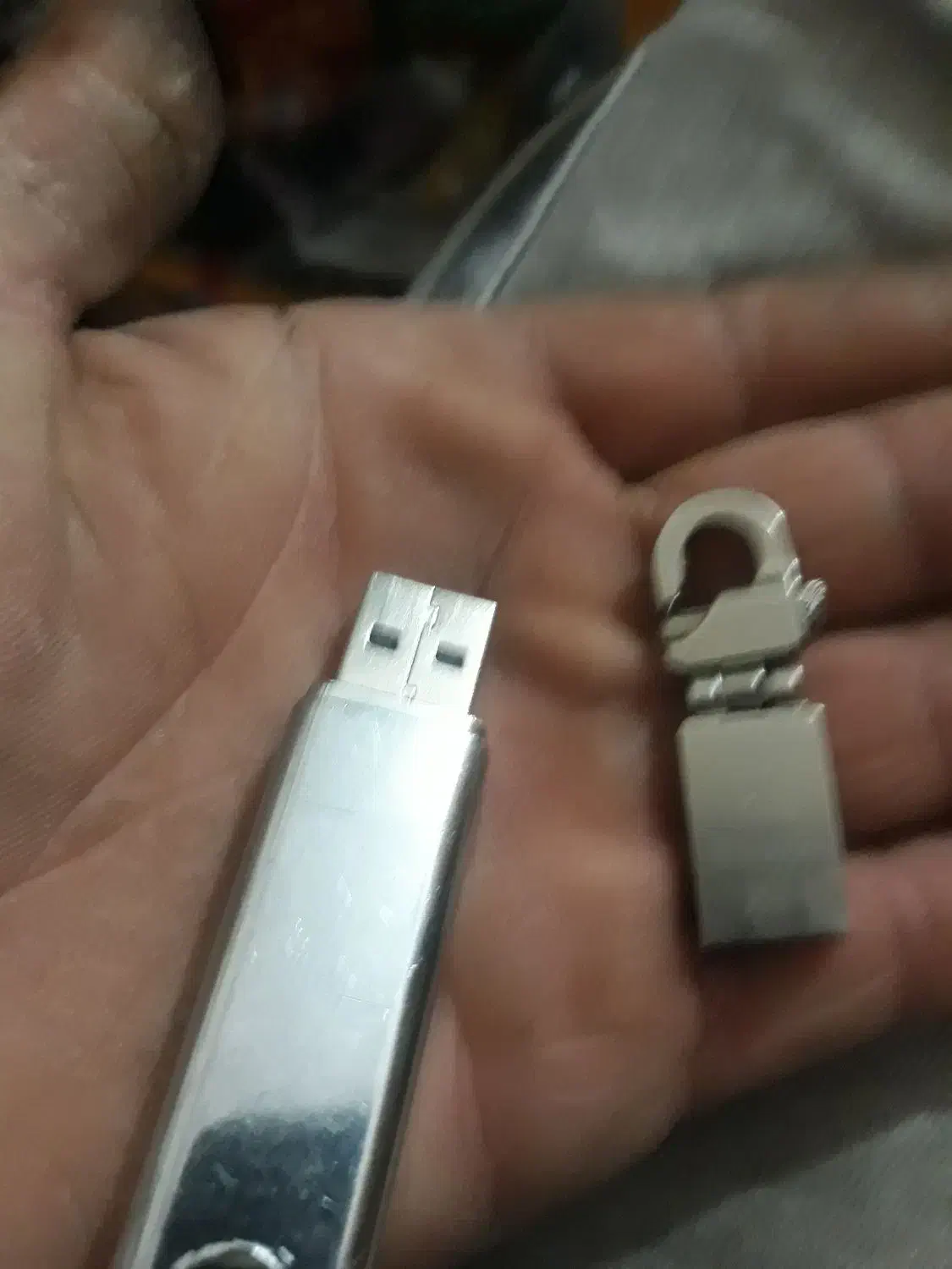 دوتافلش باگوشی وسیره متولدقفس|قطعات و لوازم جانبی رایانه|خرم‌آباد, |دیوار