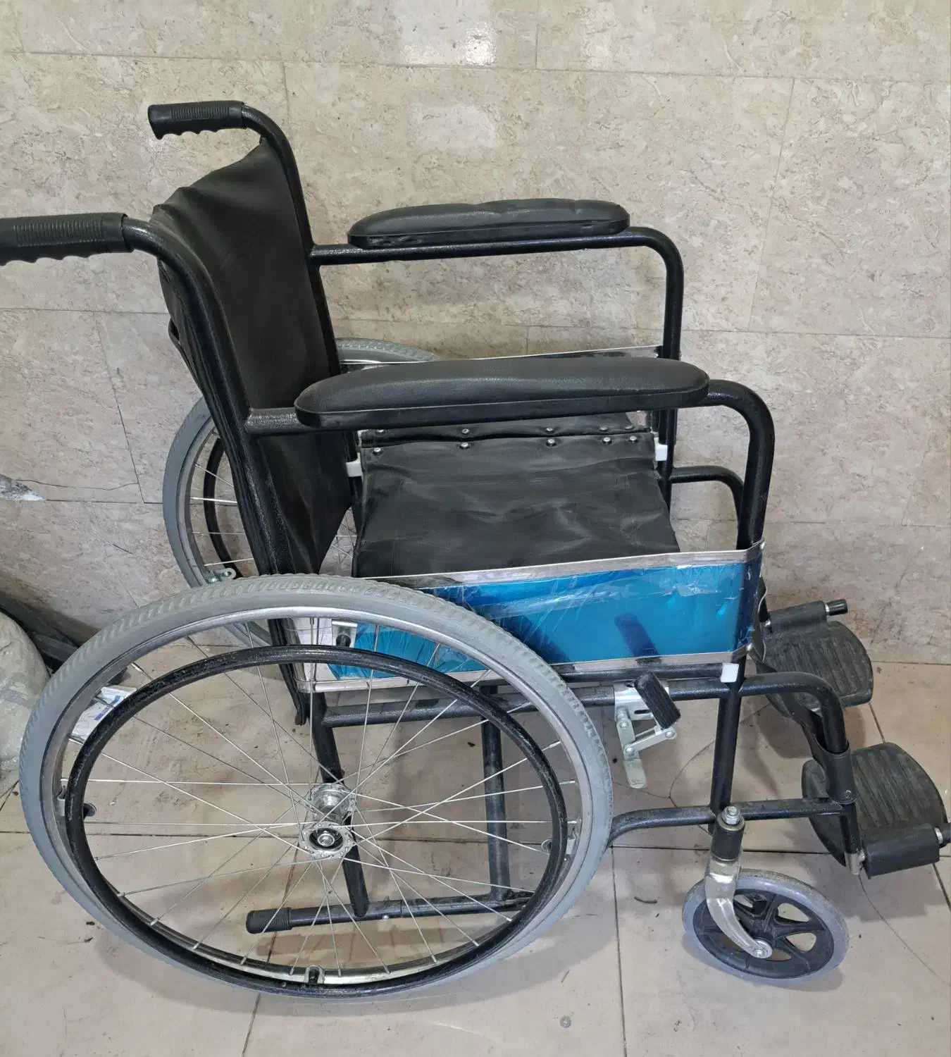 اجاره ویلچر و فروش و تعمیرات انواع ویلچر|آرایشی، بهداشتی، درمانی|همدان, |دیوار