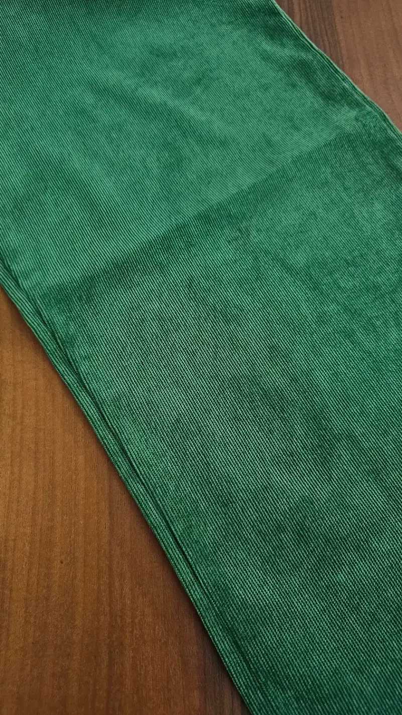 شلوار کبریتی|لباس|ساری, |دیوار