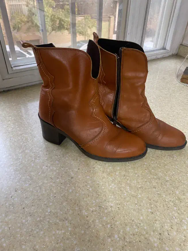 نیم بوت چرم طبیعی|کیف، کفش، کمربند|تهران, جنت‌آباد جنوبی|دیوار