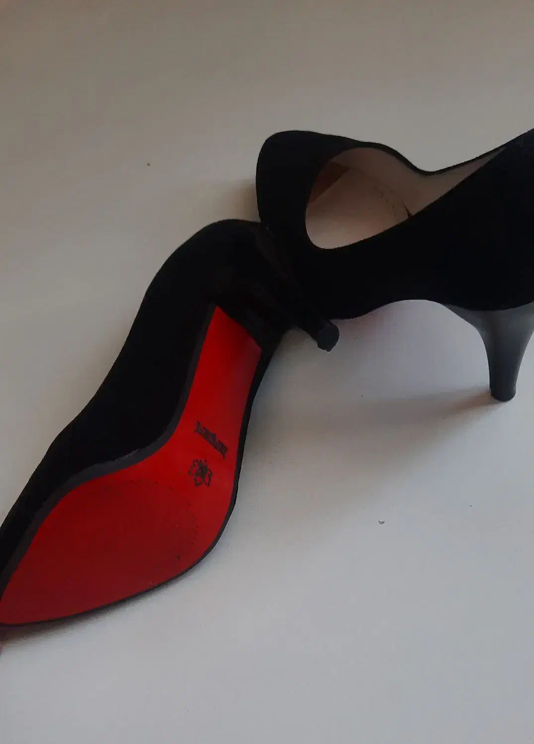 کفش مجلسی|کیف، کفش، کمربند|گناباد, |دیوار