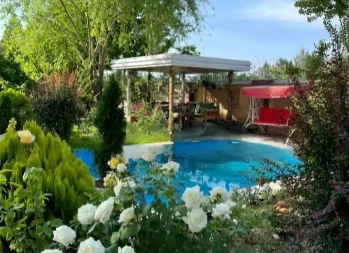 آلاچیق چوبی فروشی|صندلی و نیمکت|چمستان, |دیوار