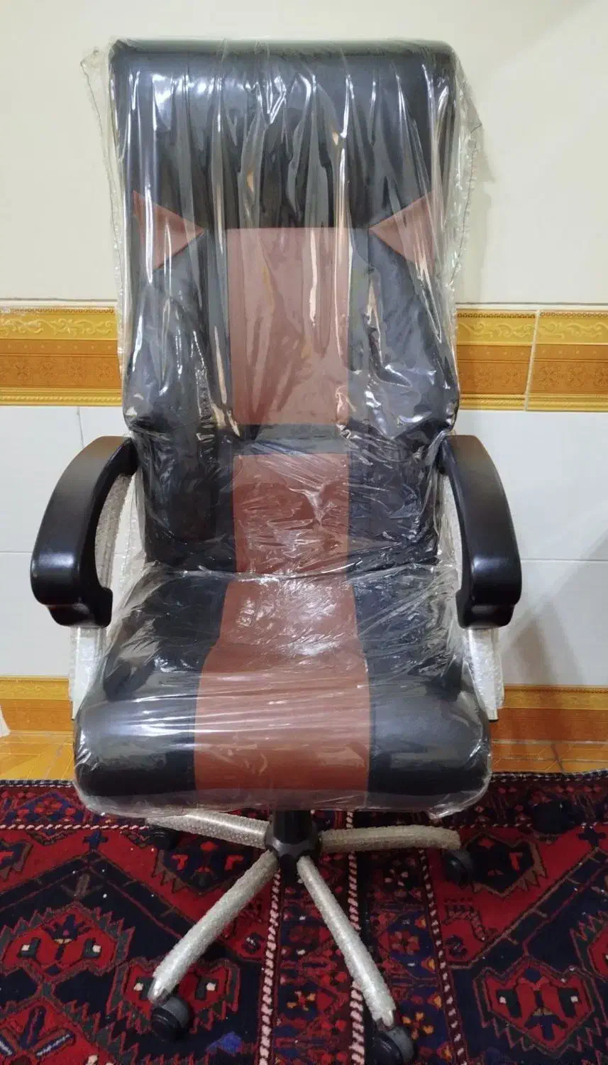 صندلی اداری مدیریت نو|صندلی و نیمکت|فردیس, سرحدی|دیوار